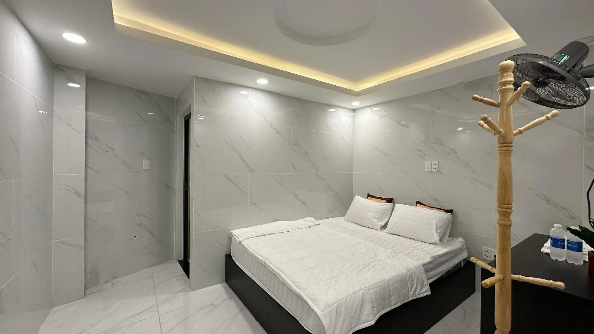 Motel Victoria Ho Chi Minh City 2*,  Vietnam